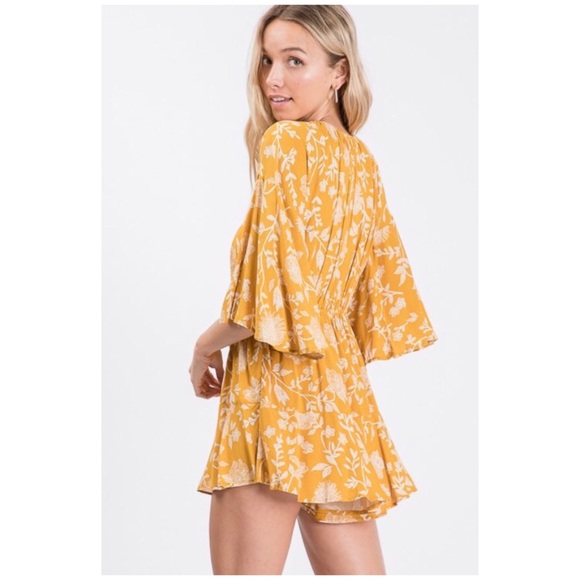 SOLD OUT - Picture 4 of 7